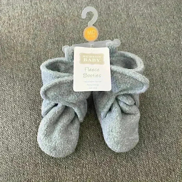 Cozy Fleece Booties - Picture 3 of 4